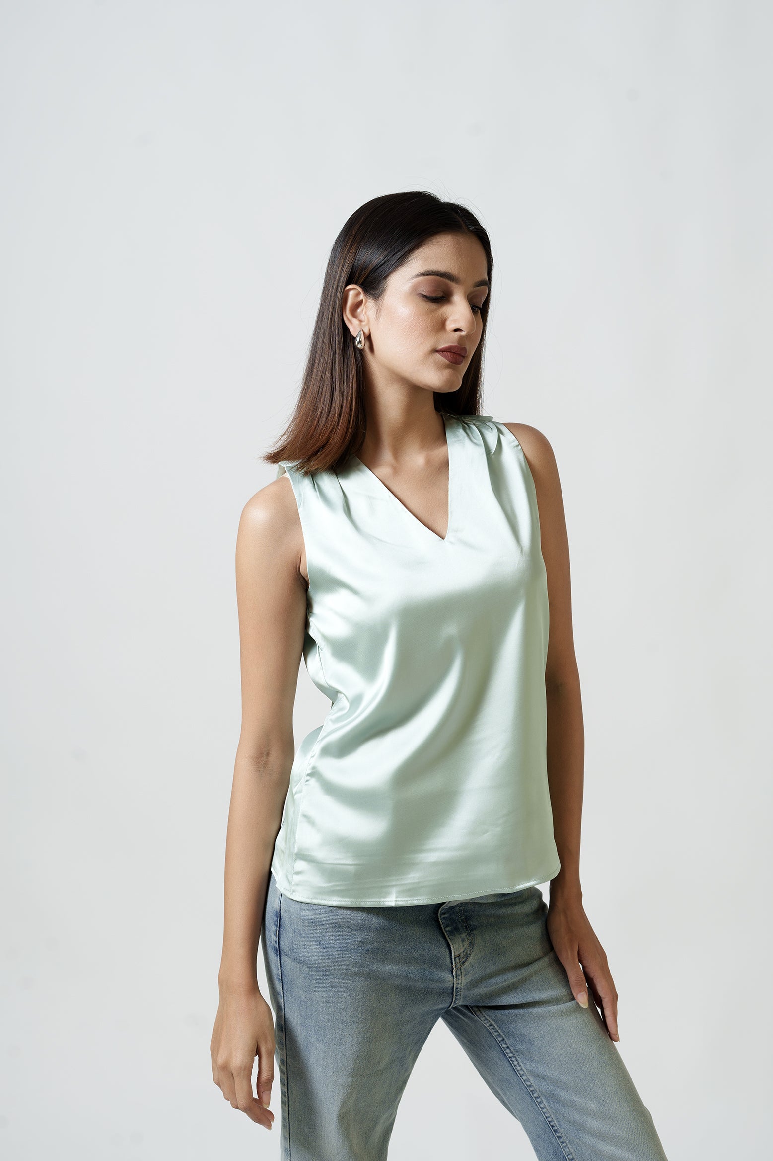 Satin Tank Top(V Neck, green)
