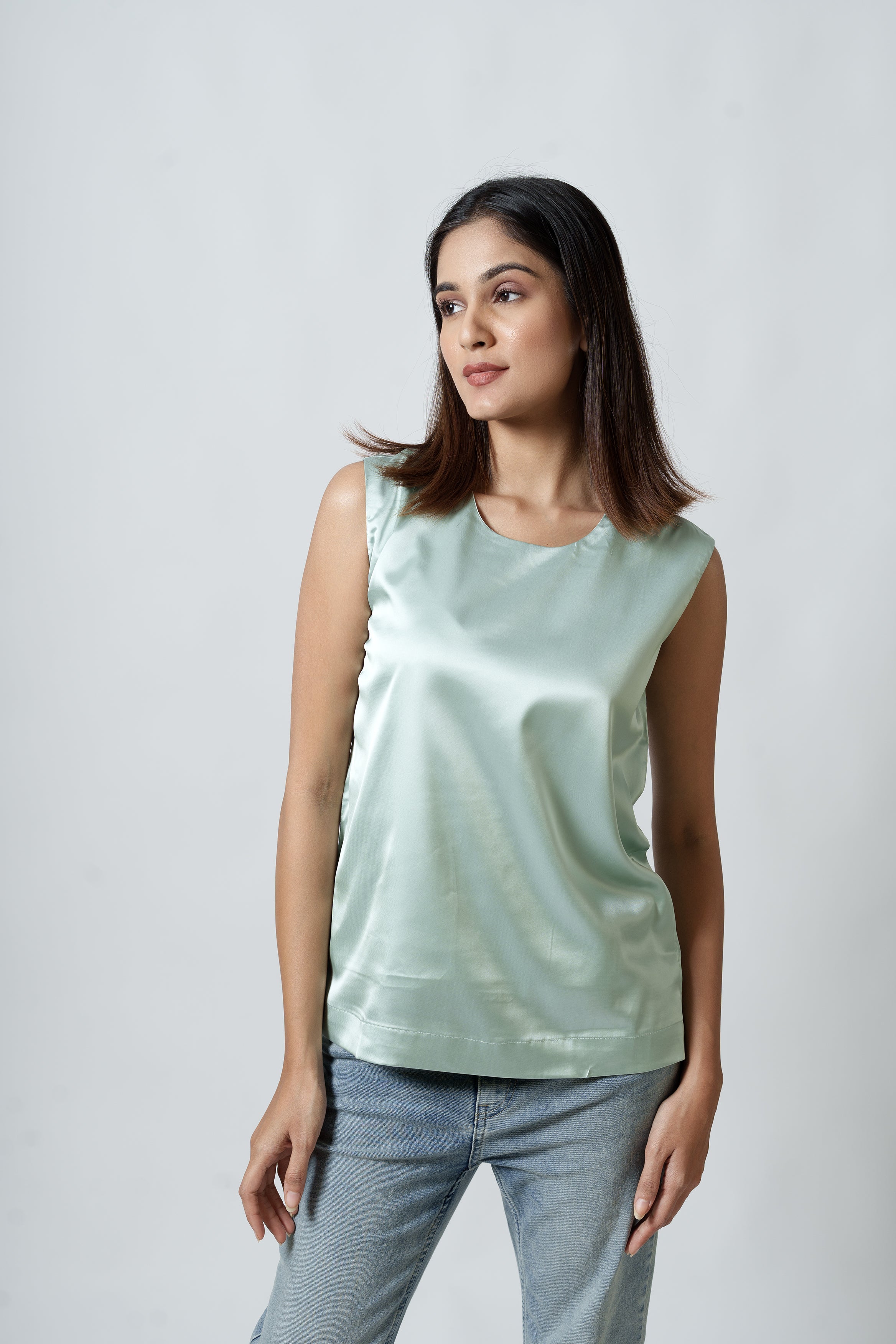 Satin Tank Top(U Neck, green)